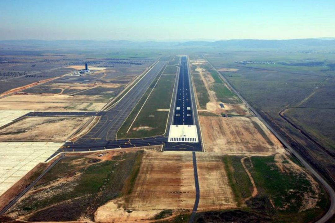 Vista aérea del Aeropuerto de Ciudad Real Vista aérea del Aeropuerto de Ciudad Real