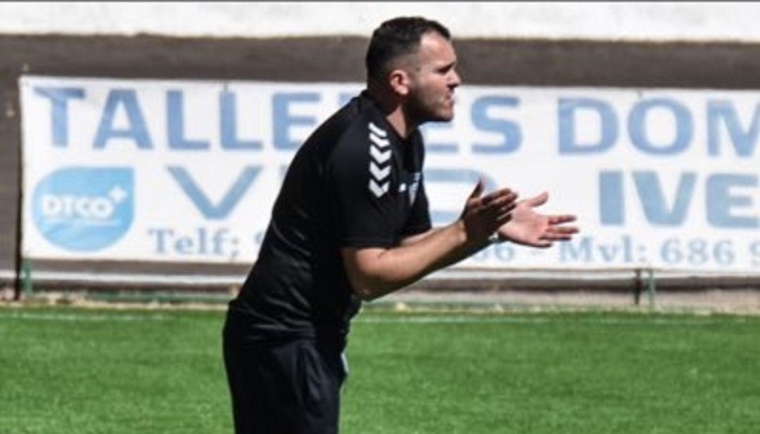 Miguel Aroca, entrenador del CP Villarrobledo Miguel Aroca, entrenador del CP Villarrobledo