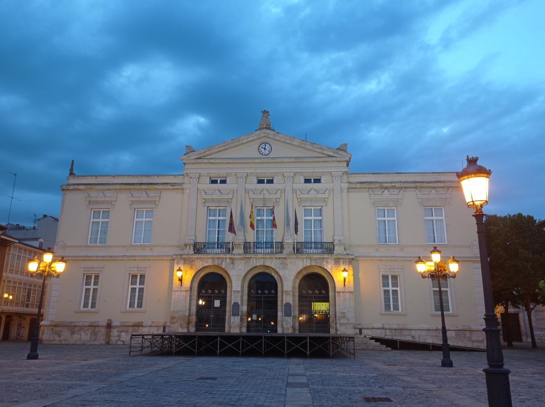 El Ayuntamiento de Palencia trabaja en la redacción de un Plan de Movilidad Urbana Sostenible El Ayuntamiento de Palencia trabaja en la redacción de un Plan de Movilidad Urbana Sostenible