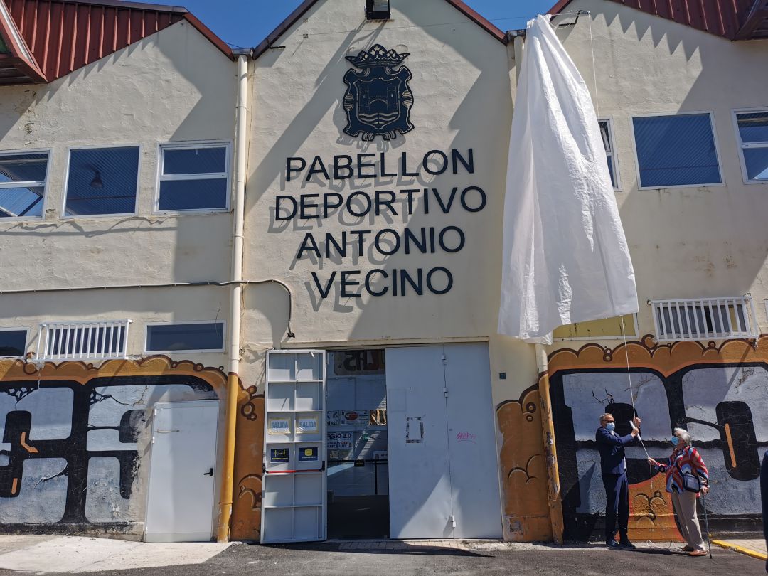 Pabellón Deportivo Antonio Vecino Pabellón Deportivo Antonio Vecino