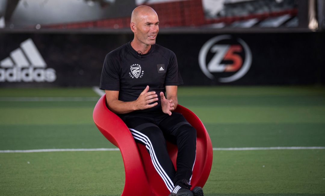 Zidane, en un campamento de fútbol el pasado verano Zidane, en un campamento de fútbol el pasado verano
