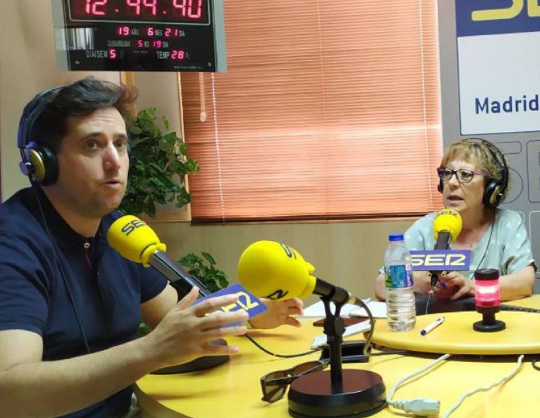 Los periodistas Gustavo Muñana y Elisa Blanco Los periodistas Gustavo Muñana y Elisa Blanco