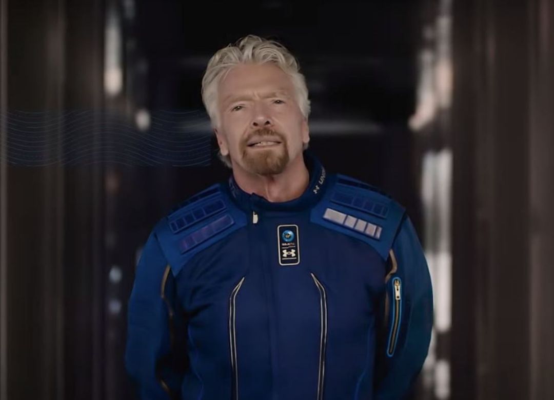 Richard Branson hará el primer vuelo espacial turístico. Richard Branson hará el primer vuelo espacial turístico.