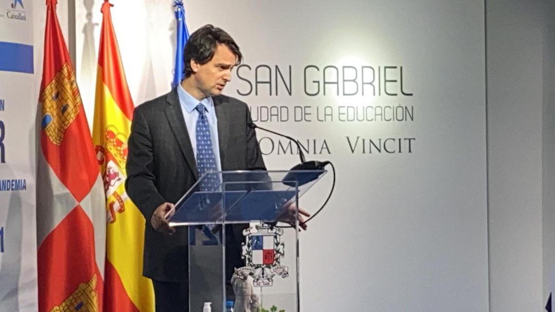 Christoph Wolfrum, Vice Embajador de Alemania en España, en su intervención en el curso Prensa y Poder Christoph Wolfrum, Vice Embajador de Alemania en España, en su intervención en el curso Prensa y Poder