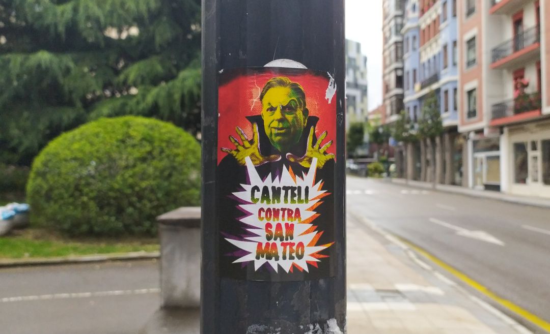 El mobiliario urbano de Oviedo recoge, hace días, las críticas contra el nuevo modelo de fiestas propuesto por el equipo de gobierno de la ciudad El mobiliario urbano de Oviedo recoge, hace días, las críticas contra el nuevo modelo de fiestas propuesto por el equipo de gobierno de la ciudad