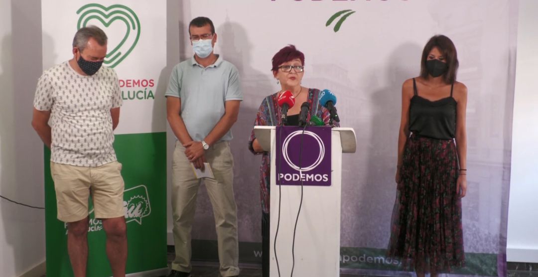Miembros de Podemos Andalucía y de Jaén han realizado rueda de prensa para criticar "el engaño" de la ITI para el territorio jiennense Miembros de Podemos Andalucía y de Jaén han realizado rueda de prensa para criticar "el engaño" de la ITI para el territorio jiennense