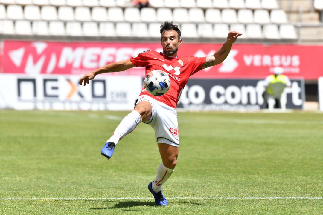 Paco Molinero en un partido con el Real Murcia Paco Molinero en un partido con el Real Murcia