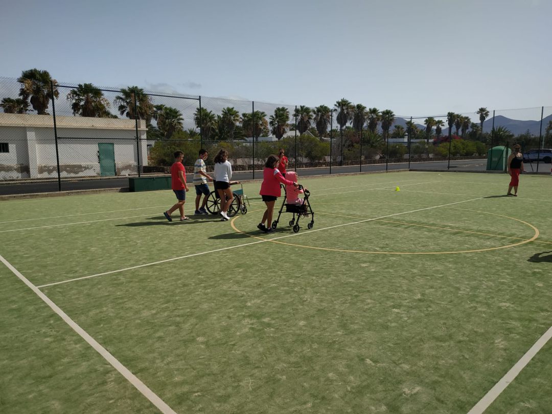 Los chinijos disfrutan de la segunda semana de campamento de verano con Creciendo Yaiza. Los chinijos disfrutan de la segunda semana de campamento de verano con Creciendo Yaiza.