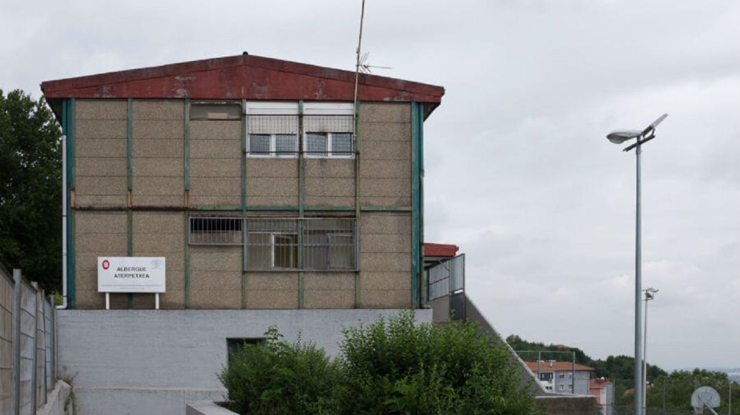 Detectado un brote de coronavirus en el Albergue de Altamira, en Bilbao
Detectado un brote de coronavirus en el Albergue de Altamira, en Bilbao