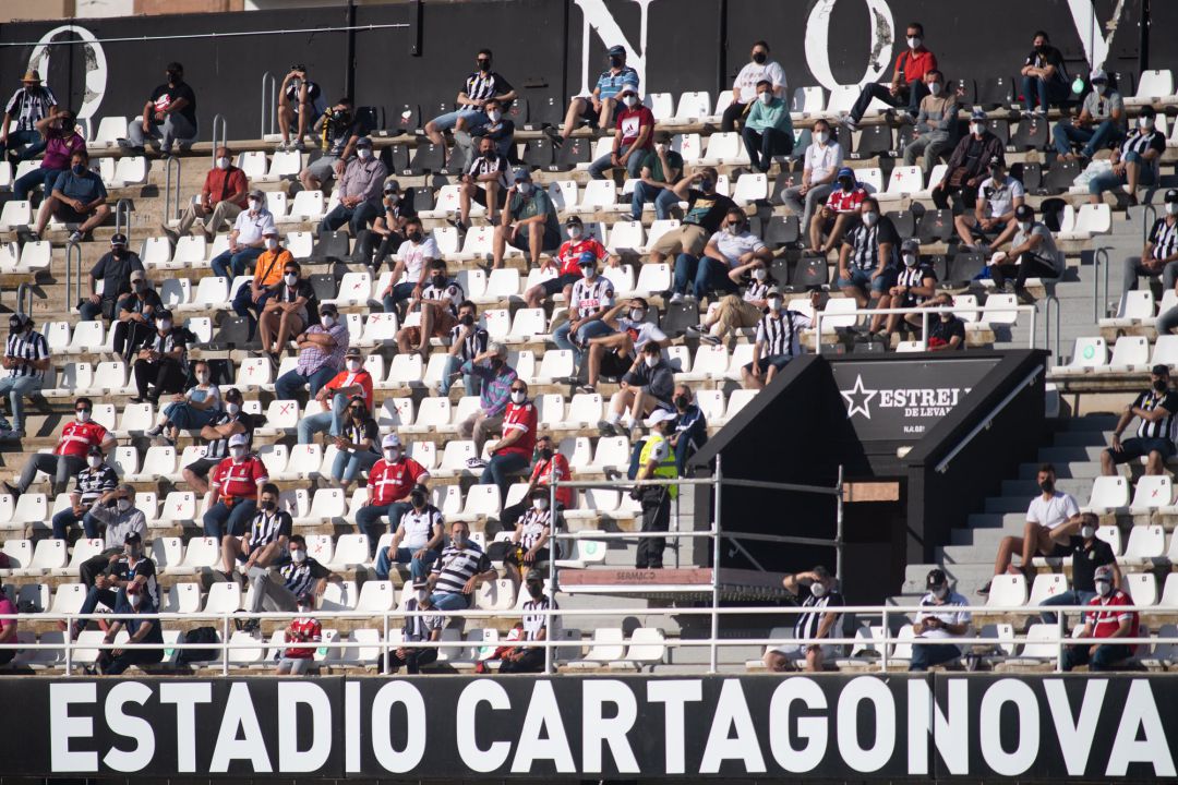 La afición albinegra en el partido del regreso al Cartagonova, ante el Almería La afición albinegra en el partido del regreso al Cartagonova, ante el Almería