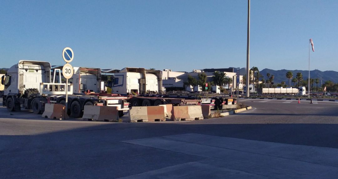 Imagen de la huelga de transportistas. Imagen de la huelga de transportistas.