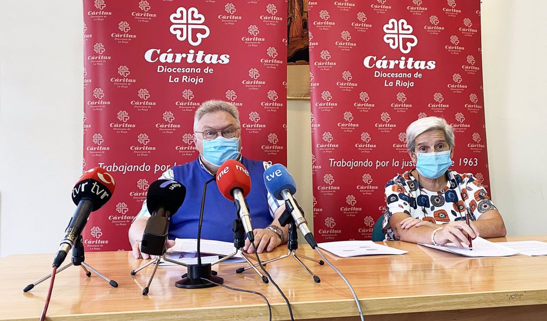 El delegado episcopal de Cáritas La Rioja, José Andrés Pérez, y la responsable de Comunicación, Caridad Garijo. El delegado episcopal de Cáritas La Rioja, José Andrés Pérez, y la responsable de Comunicación, Caridad Garijo.