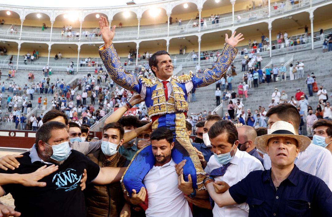 El diestro Emilio de Justo en la madrileña plaza de toros de Las Ventas. El diestro Emilio de Justo en la madrileña plaza de toros de Las Ventas.
