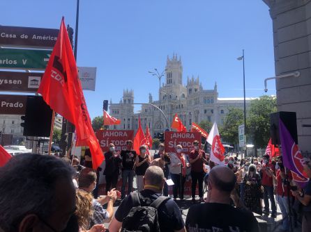 Manifestación en Madrid pidiendo la subida del Salario Mínimo Interprofesional. Manifestación en Madrid pidiendo la subida del Salario Mínimo Interprofesional.