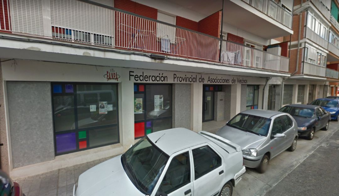 El Ayuntamiento estudiará una posible contratación para atender las necesidades de las asociaciones vecinales El Ayuntamiento estudiará una posible contratación para atender las necesidades de las asociaciones vecinales