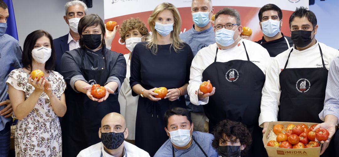 Acto de presentación de la campaña de promoción del tomate madrileño Acto de presentación de la campaña de promoción del tomate madrileño
