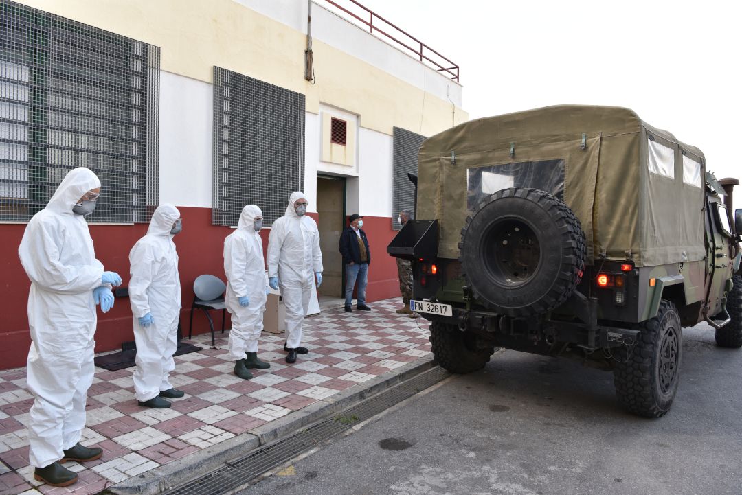 Efectivos de la Unidad Militar de Emergencia acudieron a Ceuta en baril de 2020 para colaborar con las autoridades sanitarias. Efectivos de la Unidad Militar de Emergencia acudieron a Ceuta en baril de 2020 para colaborar con las autoridades sanitarias.
