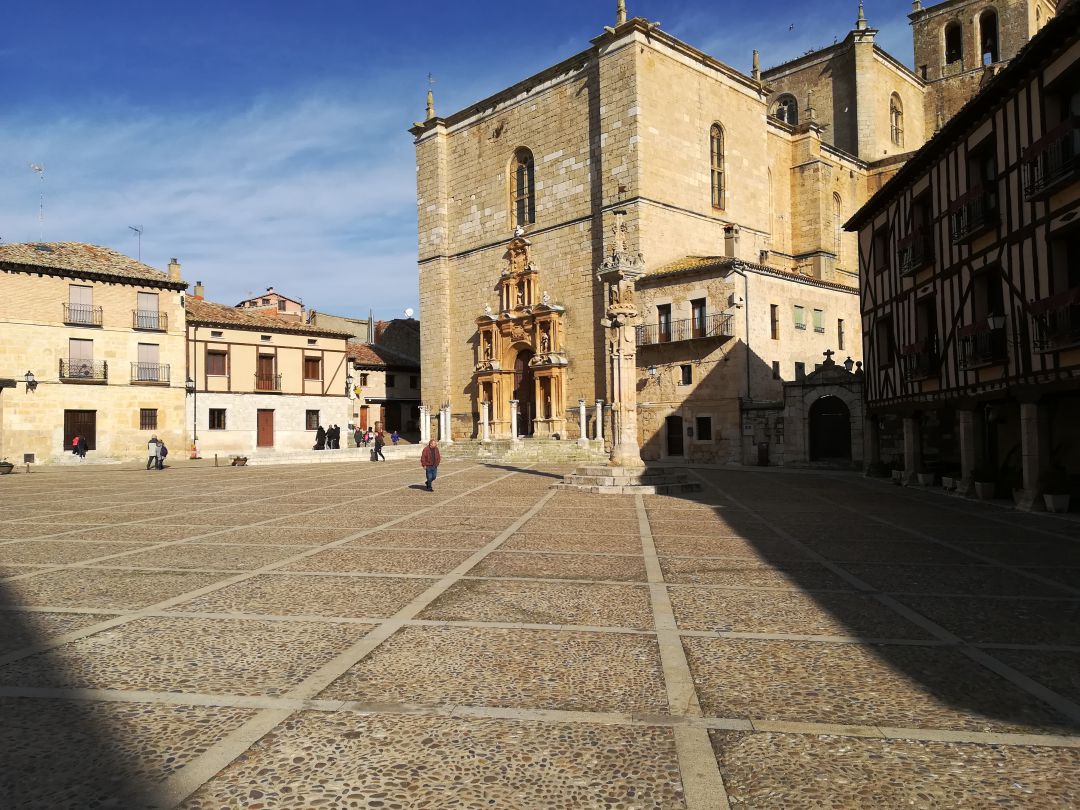 Plaza Mayor de Peñaranda de Duero Plaza Mayor de Peñaranda de Duero