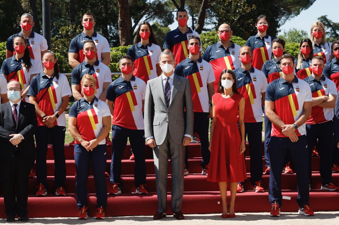 La delegación española para Tokio 2020 posa con los Reyes de España La delegación española para Tokio 2020 posa con los Reyes de España