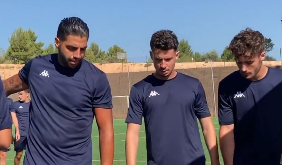 Los jugadores del Alcoyano ya entrenan con la marca deportiva Kappa Los jugadores del Alcoyano ya entrenan con la marca deportiva Kappa