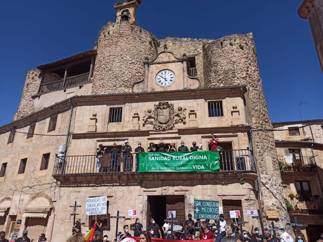 Lectura del manifiesto en Sepúlveda Lectura del manifiesto en Sepúlveda