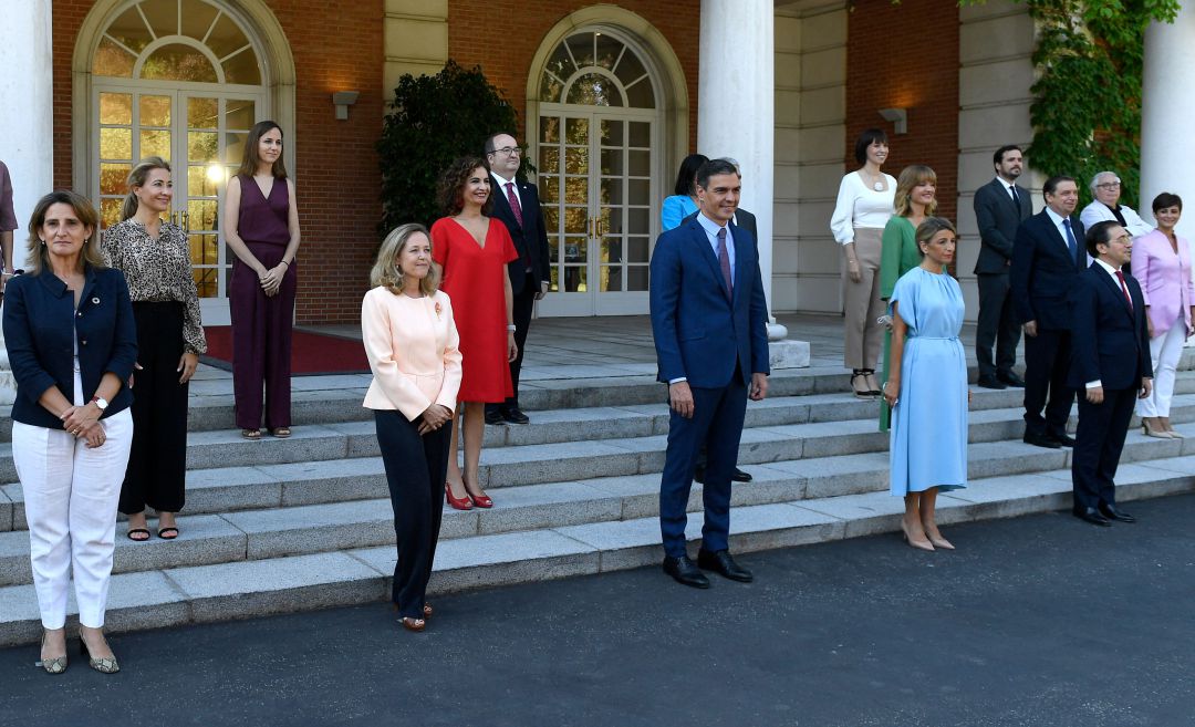 La primera foto de Gobierno después de la remodelación de Sánchez. La primera foto de Gobierno después de la remodelación de Sánchez.