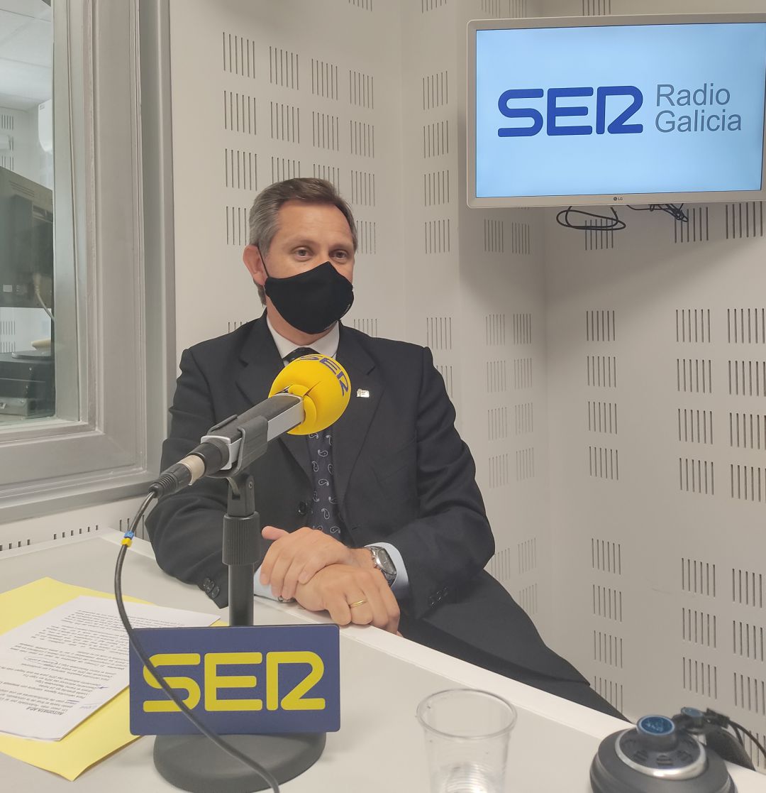 El delegado del Gobierno, José Miñones, en los estudios de Radio Galicia - Cadena SER. El delegado del Gobierno, José Miñones, en los estudios de Radio Galicia - Cadena SER.