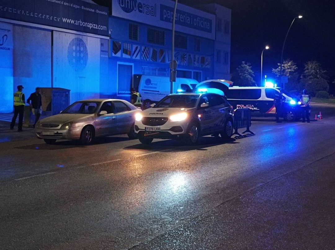 Se han levantado más de 70 actas durante la madrugada del sábado al domingo. Se han levantado más de 70 actas durante la madrugada del sábado al domingo.