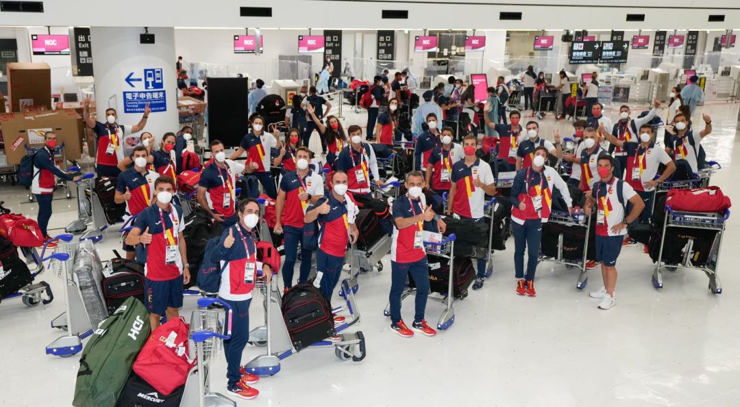 El grueso del equipo olímpico de España a su llegada este domingo a Tokio, El grueso del equipo olímpico de España a su llegada este domingo a Tokio,