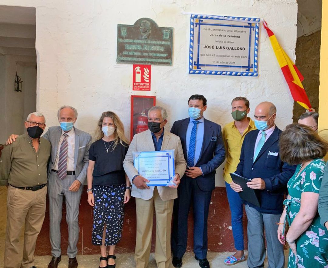 Homenaje al torero portuense José Luis Galloso por los 50 años de su alternativa Homenaje al torero portuense José Luis Galloso por los 50 años de su alternativa