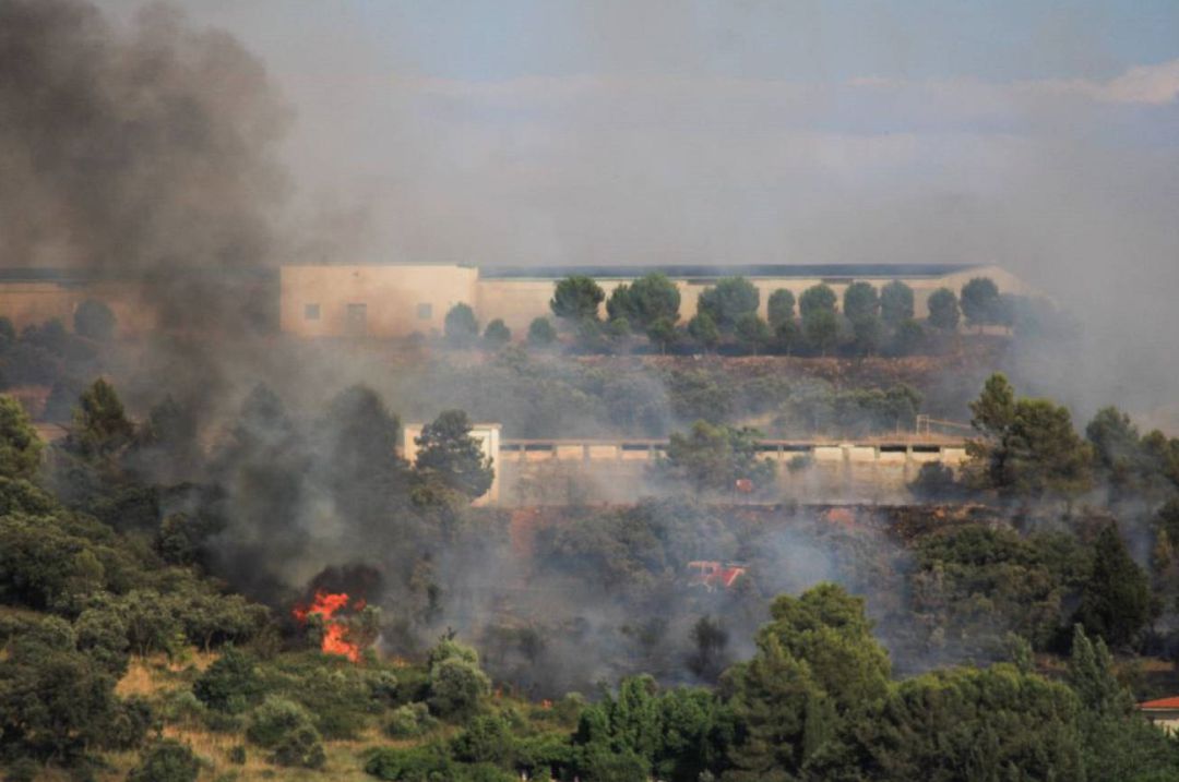 Se les imputa un delito de incendio, cometido por imprudencia grave, en el paraje forestal con viviendas habitadas
Se les imputa un delito de incendio, cometido por imprudencia grave, en el paraje forestal con viviendas habitadas