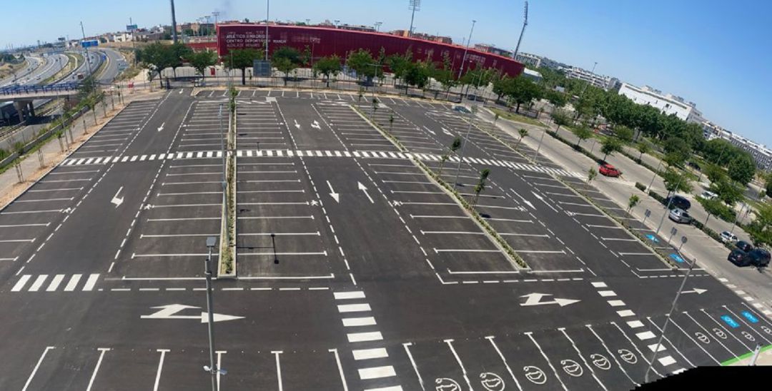 Parking ampliado del Complejo Deportivo Espartales Parking ampliado del Complejo Deportivo Espartales