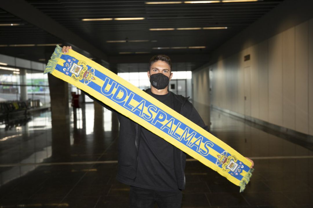 Pinchi es nuevo jugador de la UD Pinchi es nuevo jugador de la UD