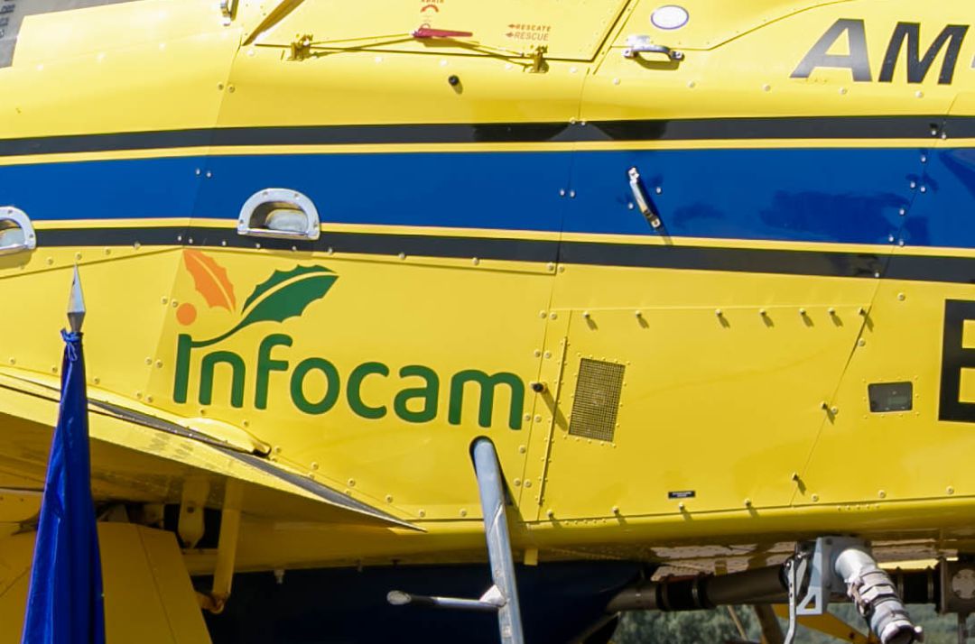 Helicóptero del Plan INFOCAM Helicóptero del Plan INFOCAM