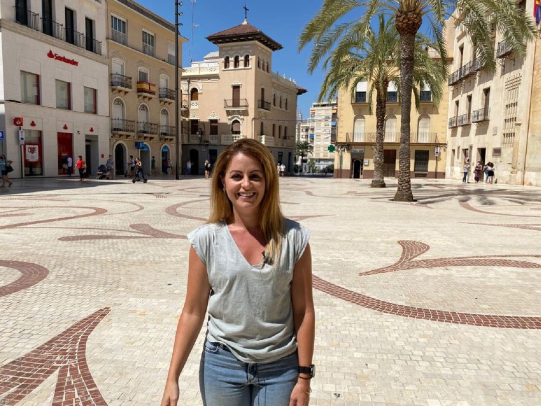 Inma Mora en la Plaça de Baix Inma Mora en la Plaça de Baix