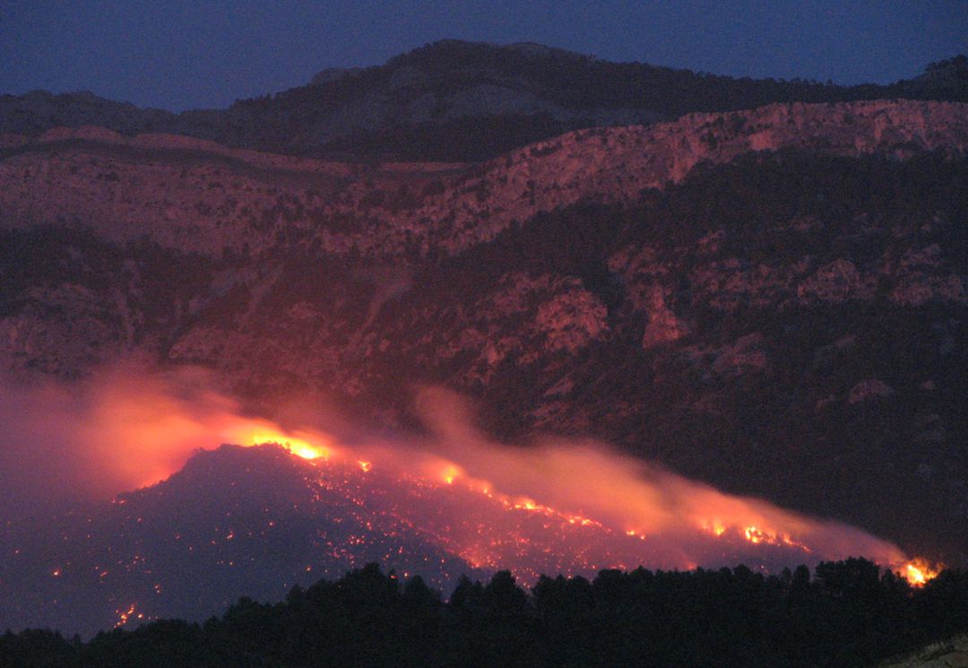 Imatge de l'incendi d'Horta de Sant Joan, fa 12 anys Imatge de l'incendi d'Horta de Sant Joan, fa 12 anys