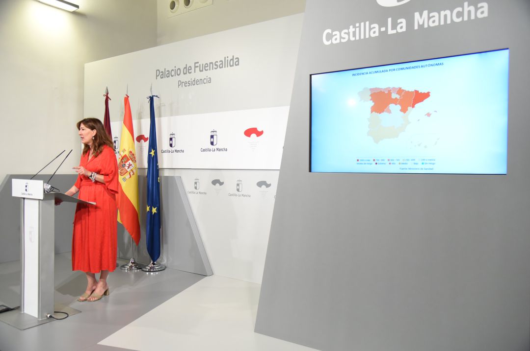 Blanca Fernández en rueda de prensa Blanca Fernández en rueda de prensa