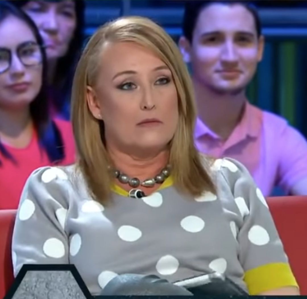 Elisa Beni 'incendia' Twitter al afirmar que un perro no es un miembro de la familia. Elisa Beni 'incendia' Twitter al afirmar que un perro no es un miembro de la familia.