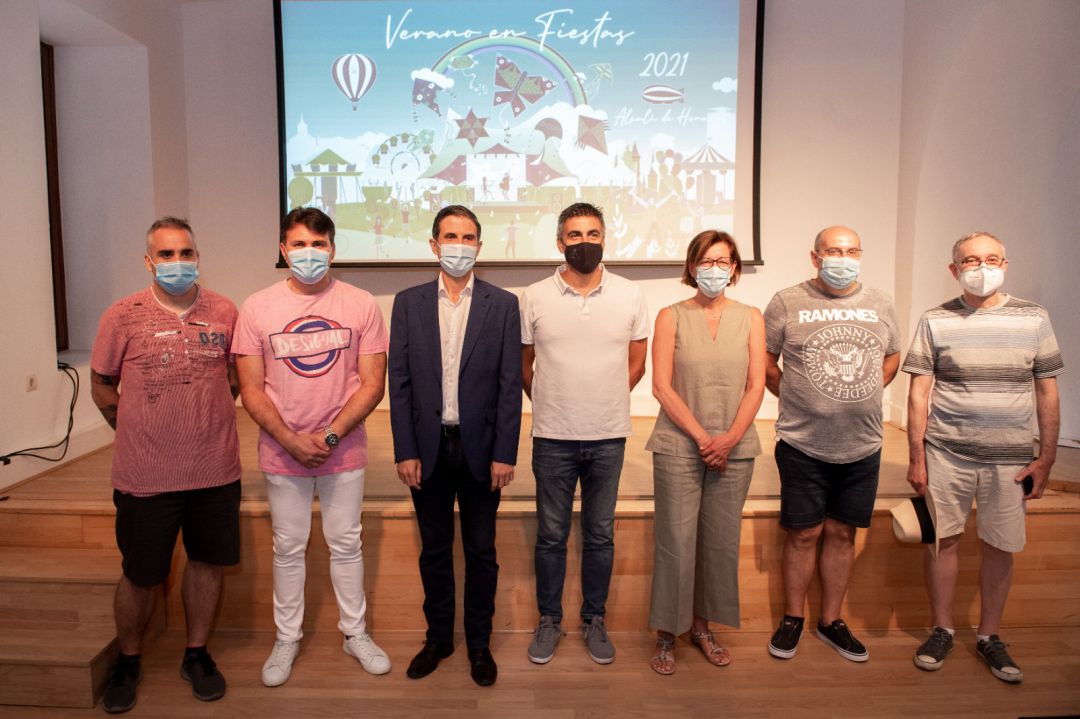 Presentación de "Verano en Fiestas 2021". Presentación de "Verano en Fiestas 2021".