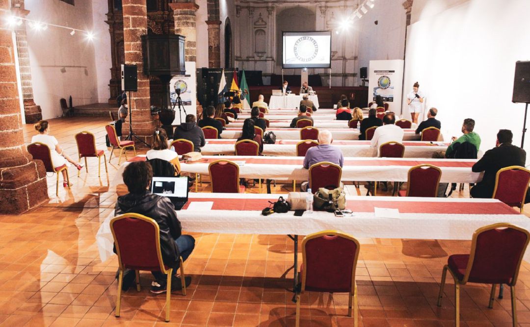 Imagen de archivo de otras jornadas desarrolladas en el Convento de Santo Domingo de Teguise. Imagen de archivo de otras jornadas desarrolladas en el Convento de Santo Domingo de Teguise.
