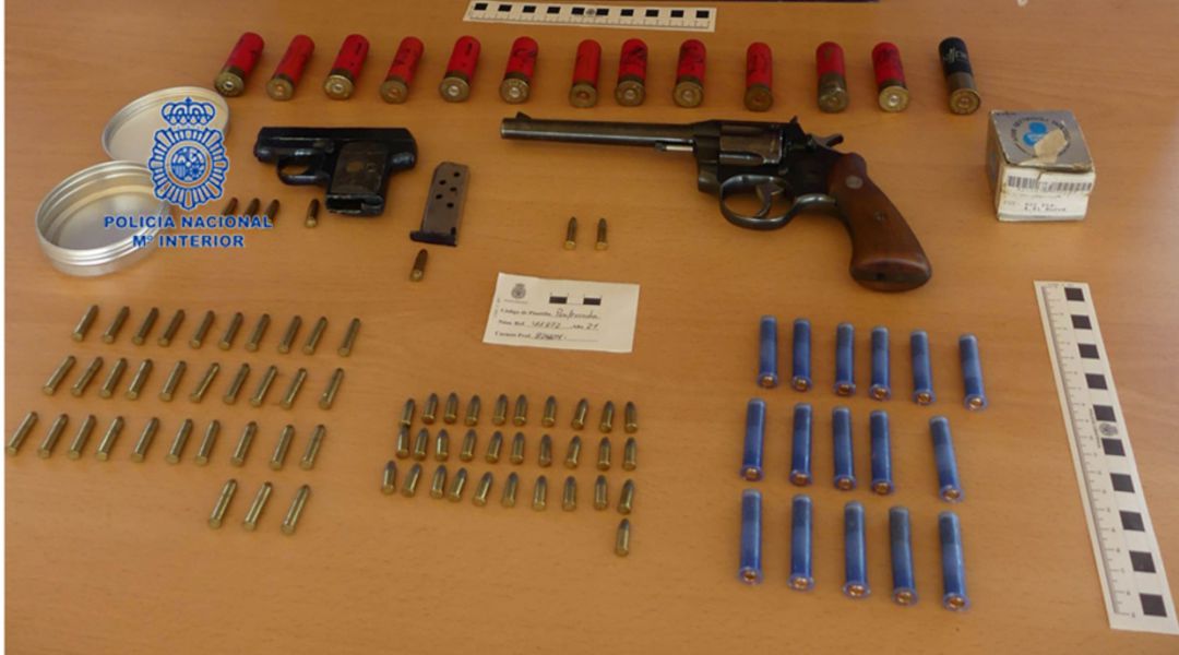 Armas y municiones Armas y municiones