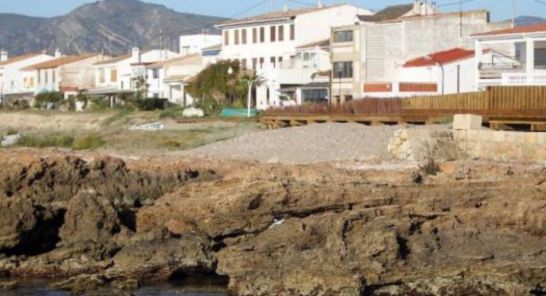 Imagen del poblado marítimo de Torre la Sal. Imagen del poblado marítimo de Torre la Sal.