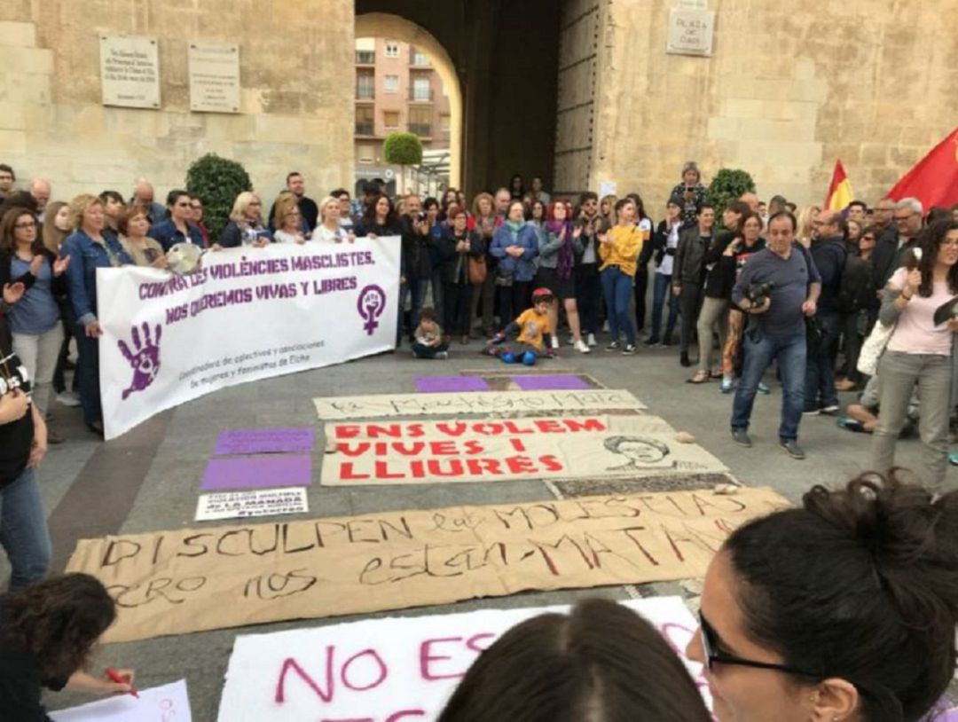 Manifestación feminista (Imagen de archivo) Manifestación feminista (Imagen de archivo)