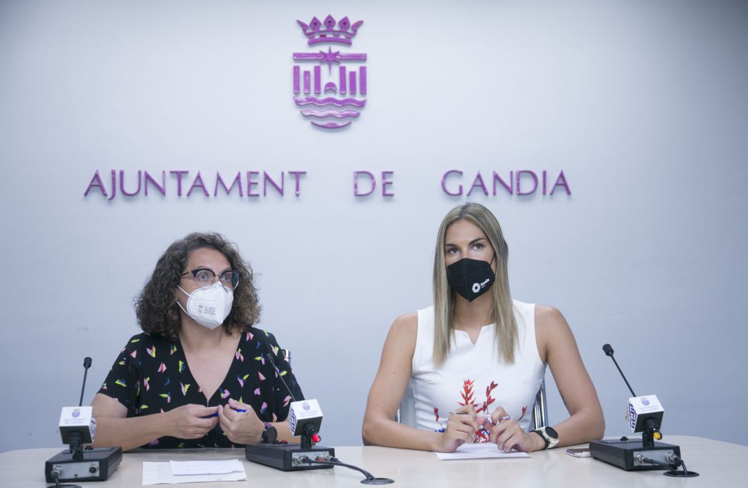 Alícia Izquierdo y Lydia Morant, concejalas del Ayuntamiento de Gandia Alícia Izquierdo y Lydia Morant, concejalas del Ayuntamiento de Gandia
