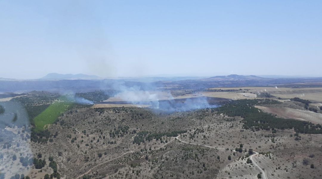Incendio en el paraje Cuerda de Cañaveras en Cabra del Santo Cristo. Incendio en el paraje Cuerda de Cañaveras en Cabra del Santo Cristo.