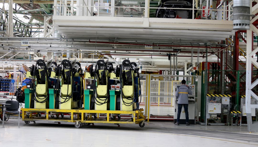 Interior de una factoría de Renault, imagen de archivo Interior de una factoría de Renault, imagen de archivo