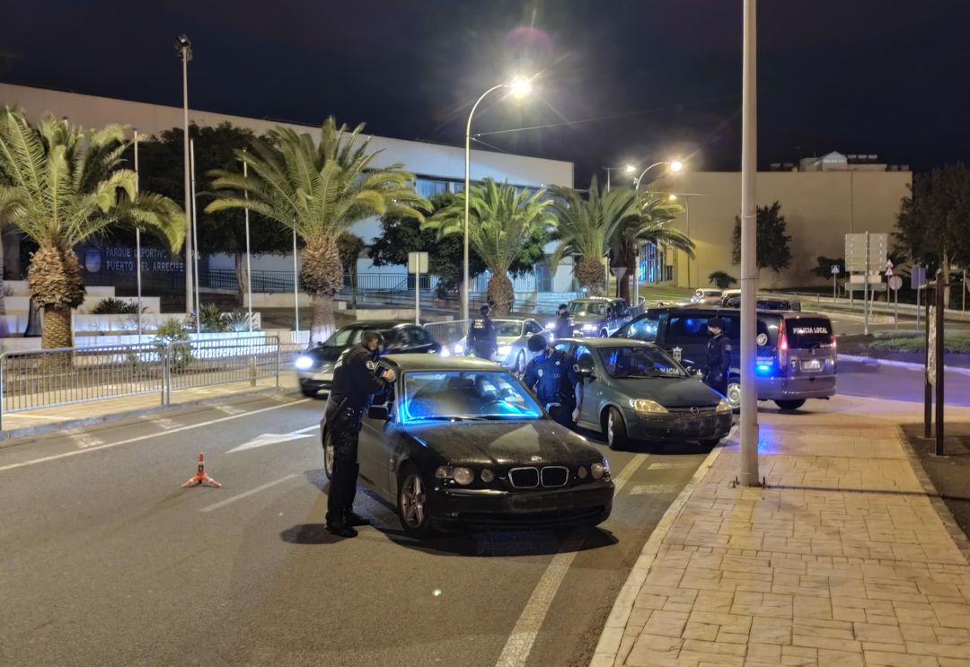 Controles de la Policía Local de Arrecife. Controles de la Policía Local de Arrecife.