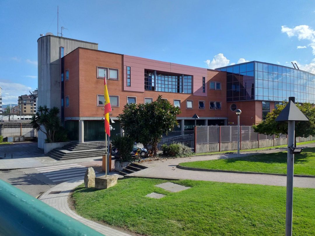 Comisaría de Policía Nacional de Gijón Comisaría de Policía Nacional de Gijón