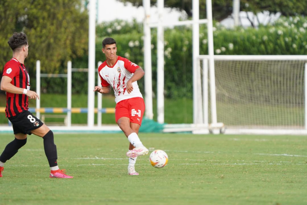 Robles en el segundo amistoso de la pretemporada. Robles en el segundo amistoso de la pretemporada.