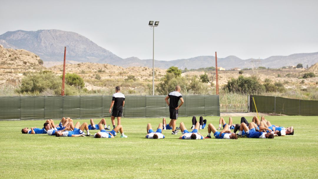 Jornada de descanso del equipo blanquiazul Jornada de descanso del equipo blanquiazul
